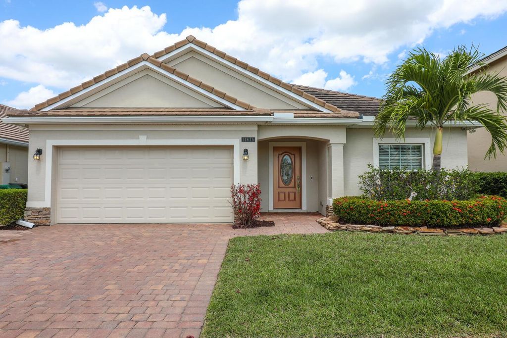 Photo of 11675 SW Rowena Street, Port Saint Lucie, FL 34987 (MLS # R11079747)