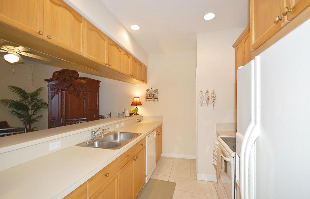 STURBRIDGE VILLAGE - Residential