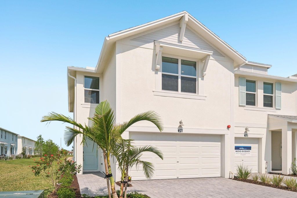 Photo of 471 Salisbury Circle, Fort Pierce, FL 34982 (MLS # R11061337)