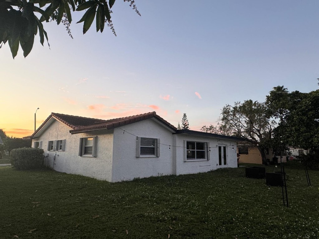 Vanguard Village In The - Residential