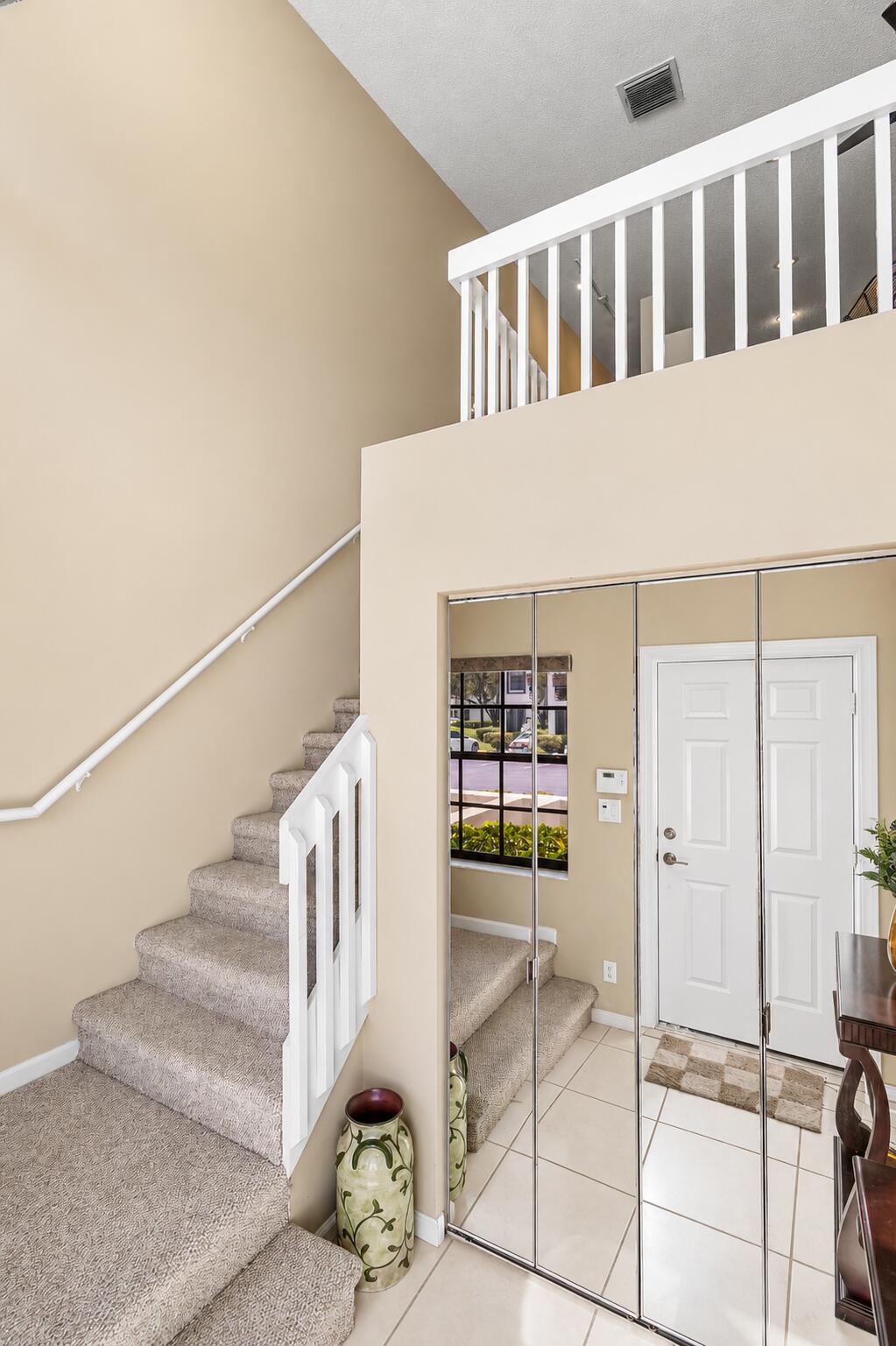 9711 PAVAROTTI Terrace 202