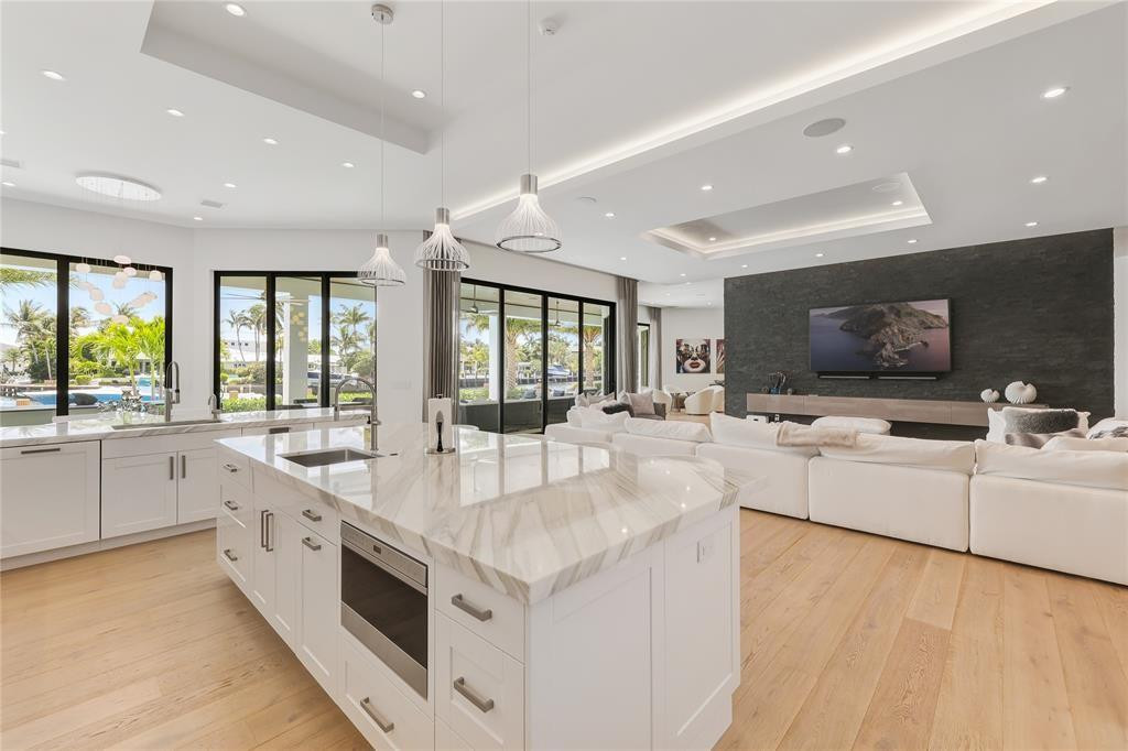 LIGHTHOUSE POINT 5TH SEC - Residential