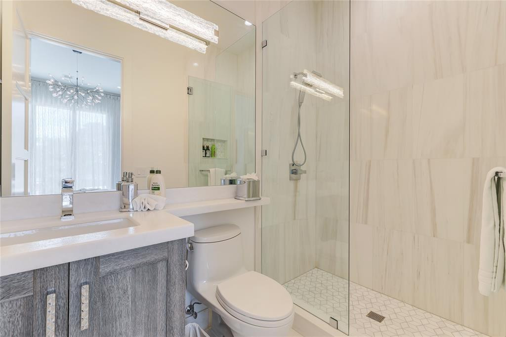 LIGHTHOUSE POINT 5TH SEC - Residential