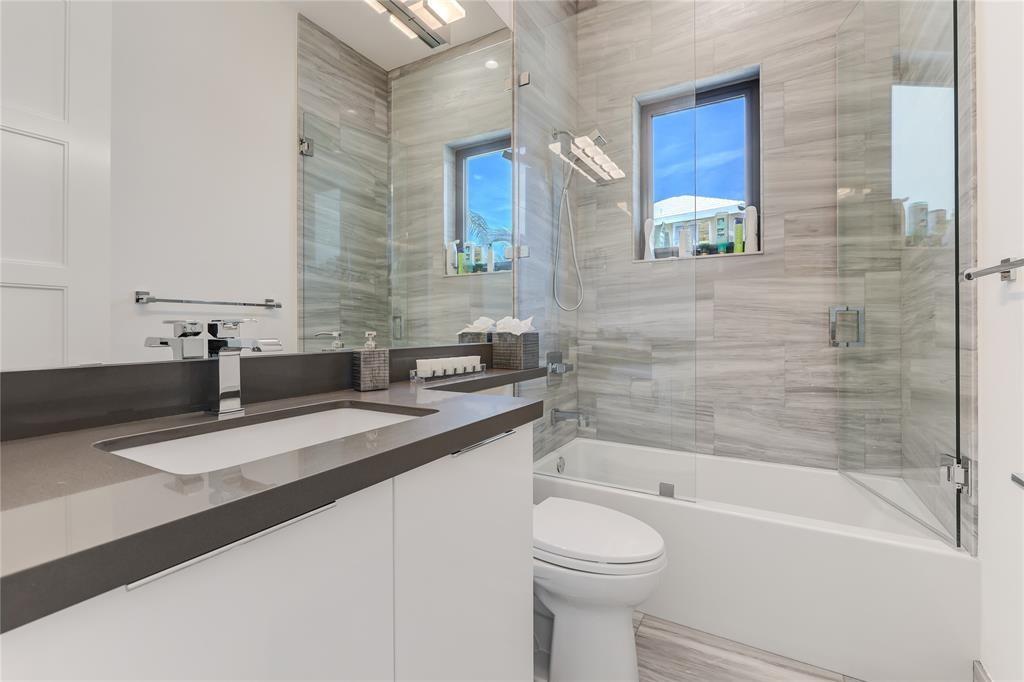 LIGHTHOUSE POINT 5TH SEC - Residential