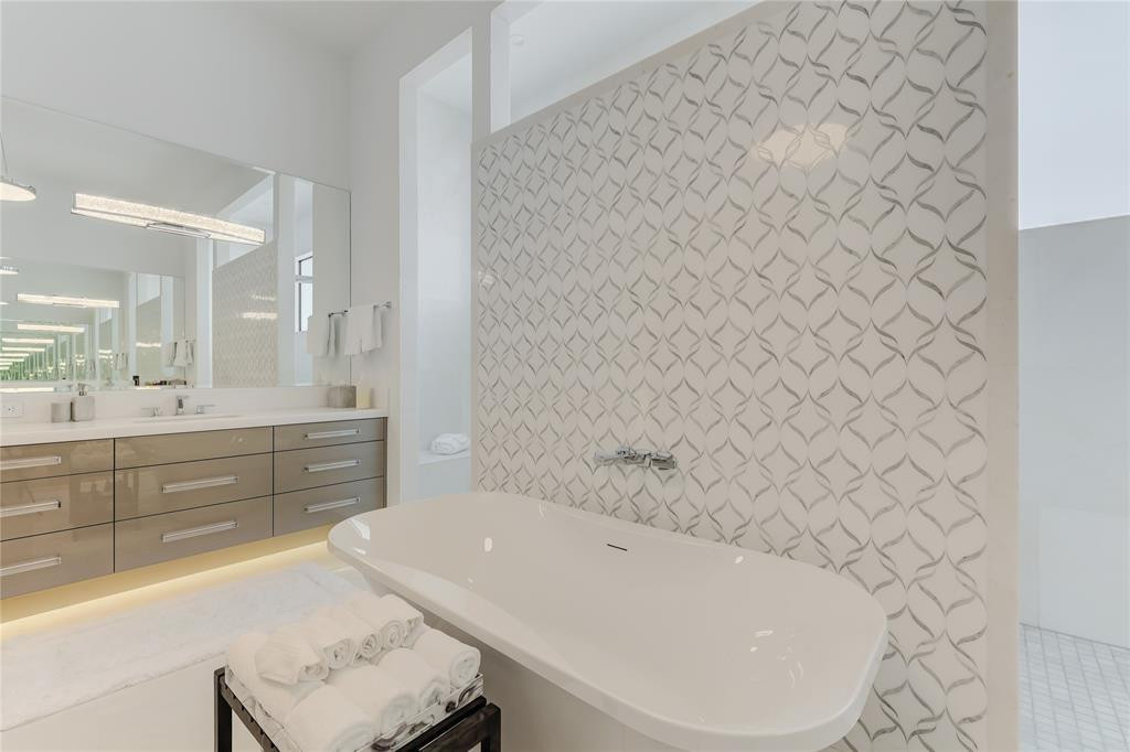 LIGHTHOUSE POINT 5TH SEC - Residential