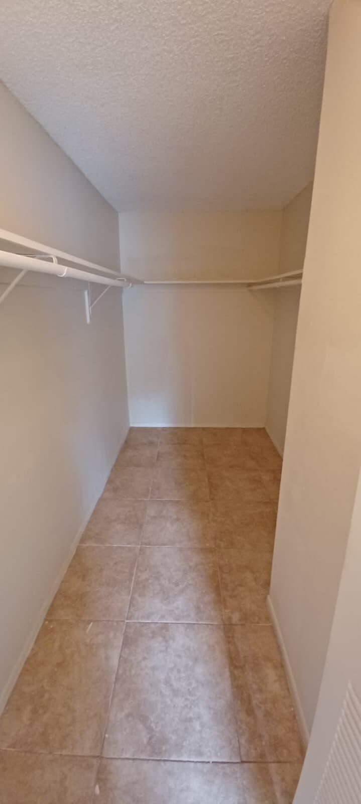 CLEAR LAKE PALMS CONDO - Residential Lease