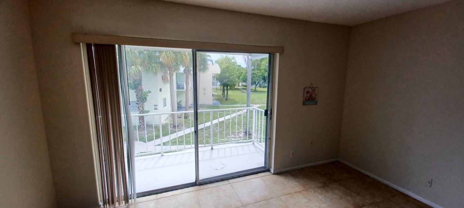 CLEAR LAKE PALMS CONDO - Residential Lease