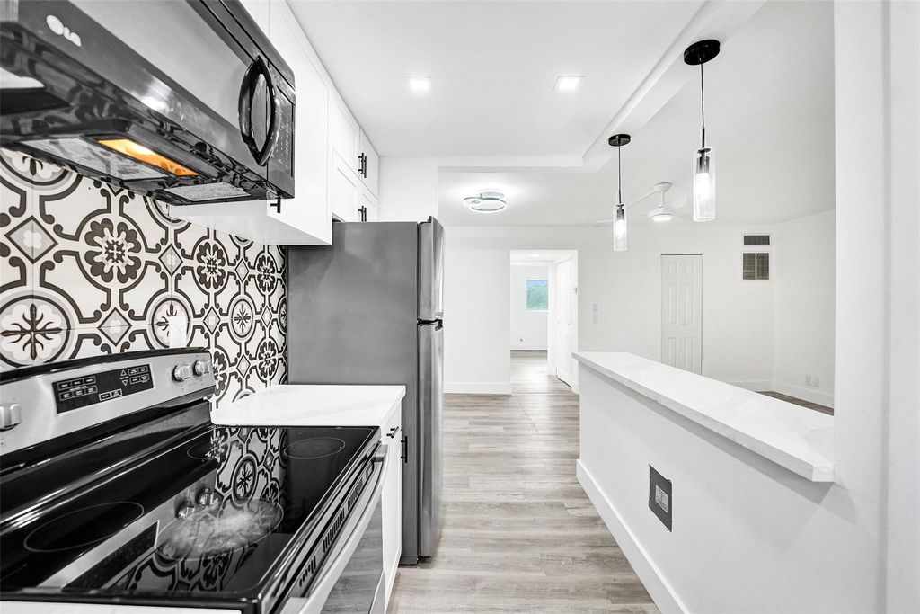 Photo of 1425 Arthur Street #202A, Hollywood, FL 33020 (MLS # F10549307)