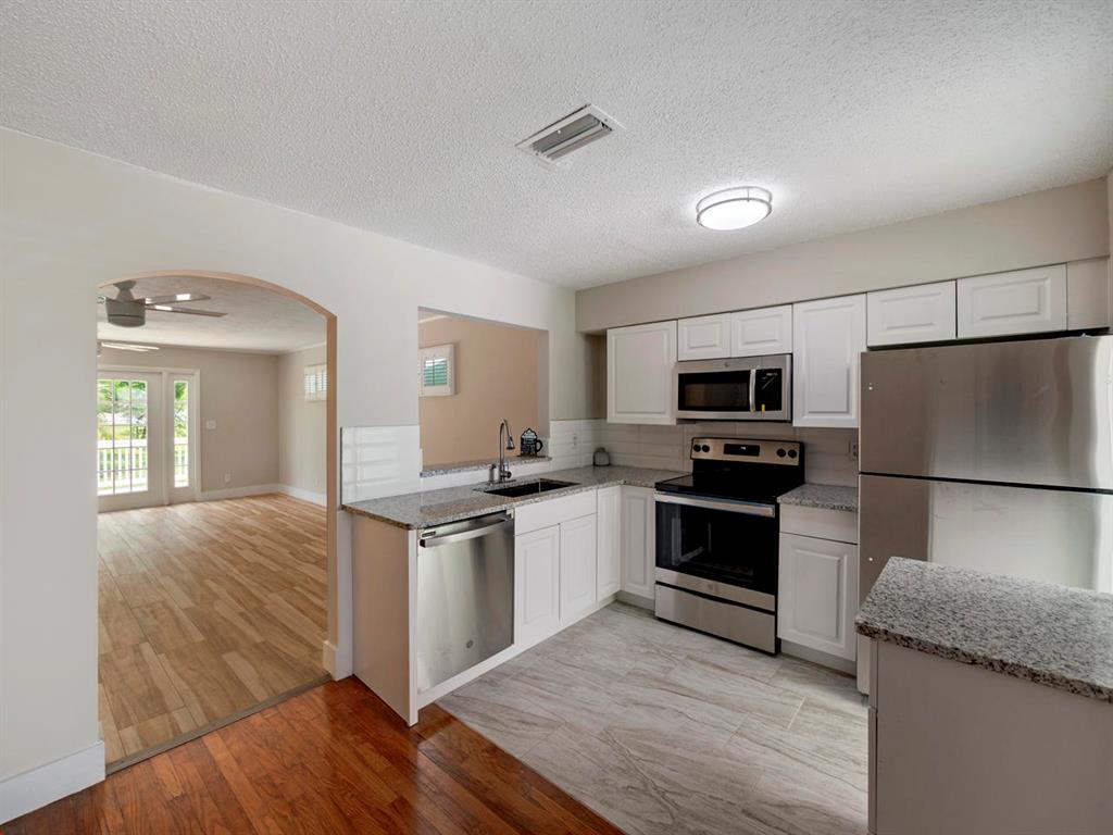 RIVER PARK UNIT 8 - Residential