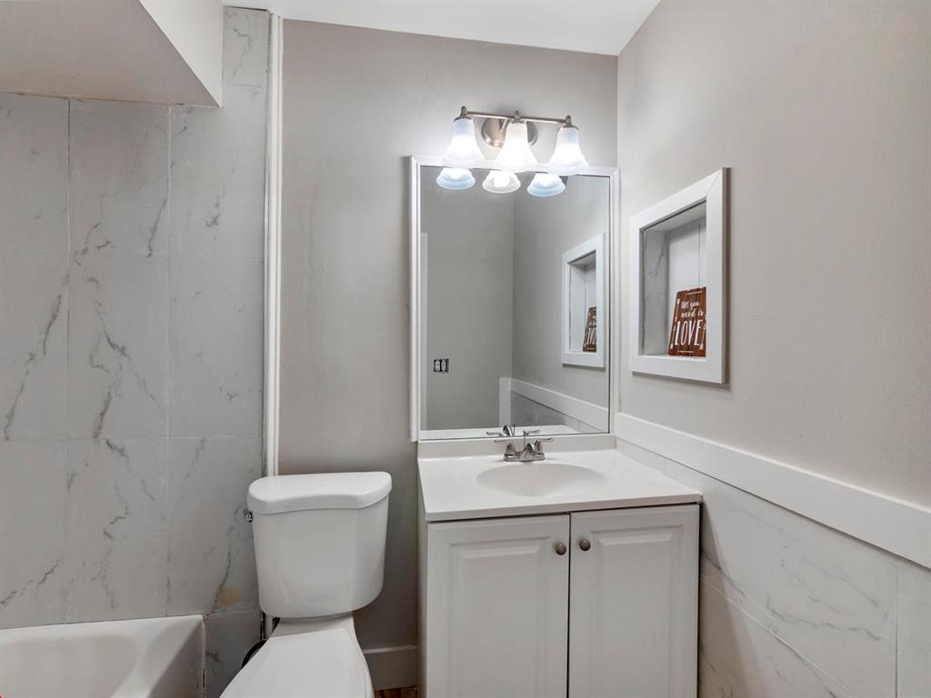 RIVER PARK UNIT 8 - Residential