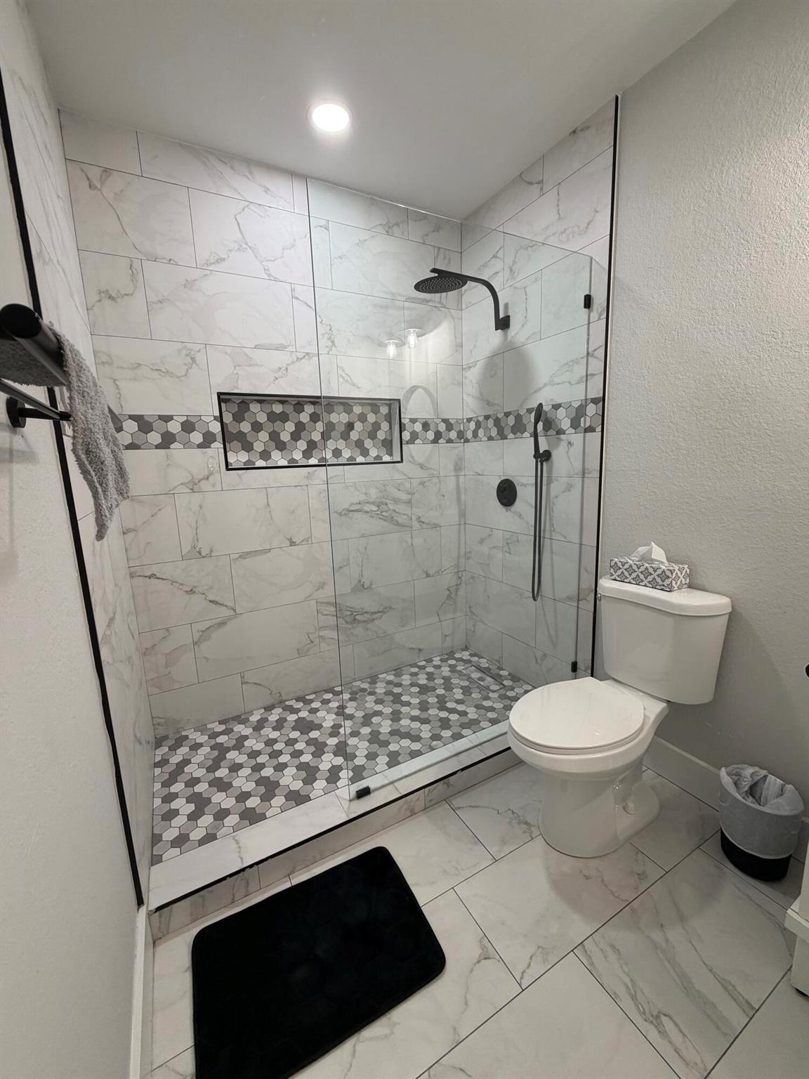 RESIDENCES OF BELMONT OF - Residential Lease