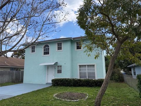 412 SW 10th Court Deerfield Beach FL 33441