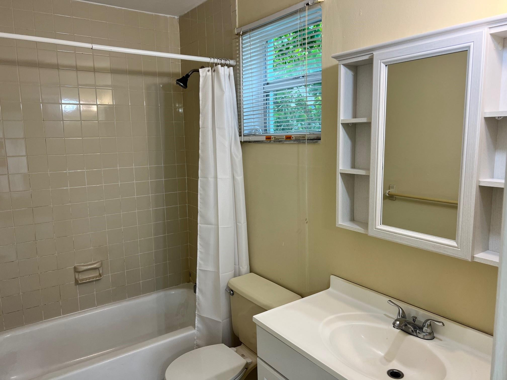 ARLINGTON PARK - Residential Lease