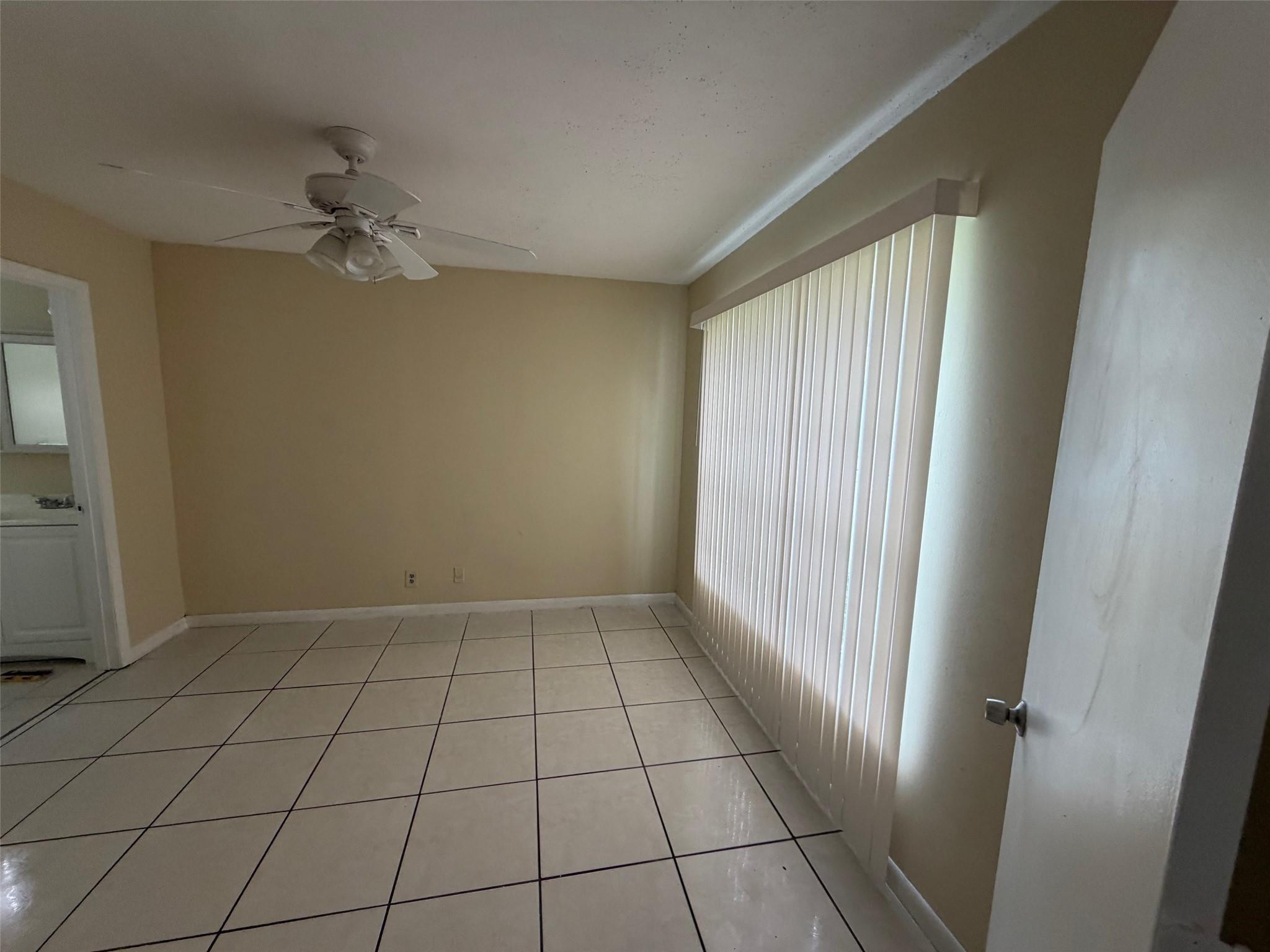 ARLINGTON PARK - Residential Lease