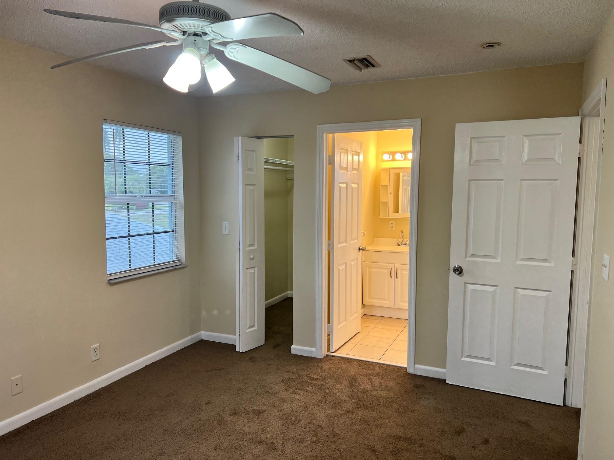 ARLINGTON PARK - Residential Lease