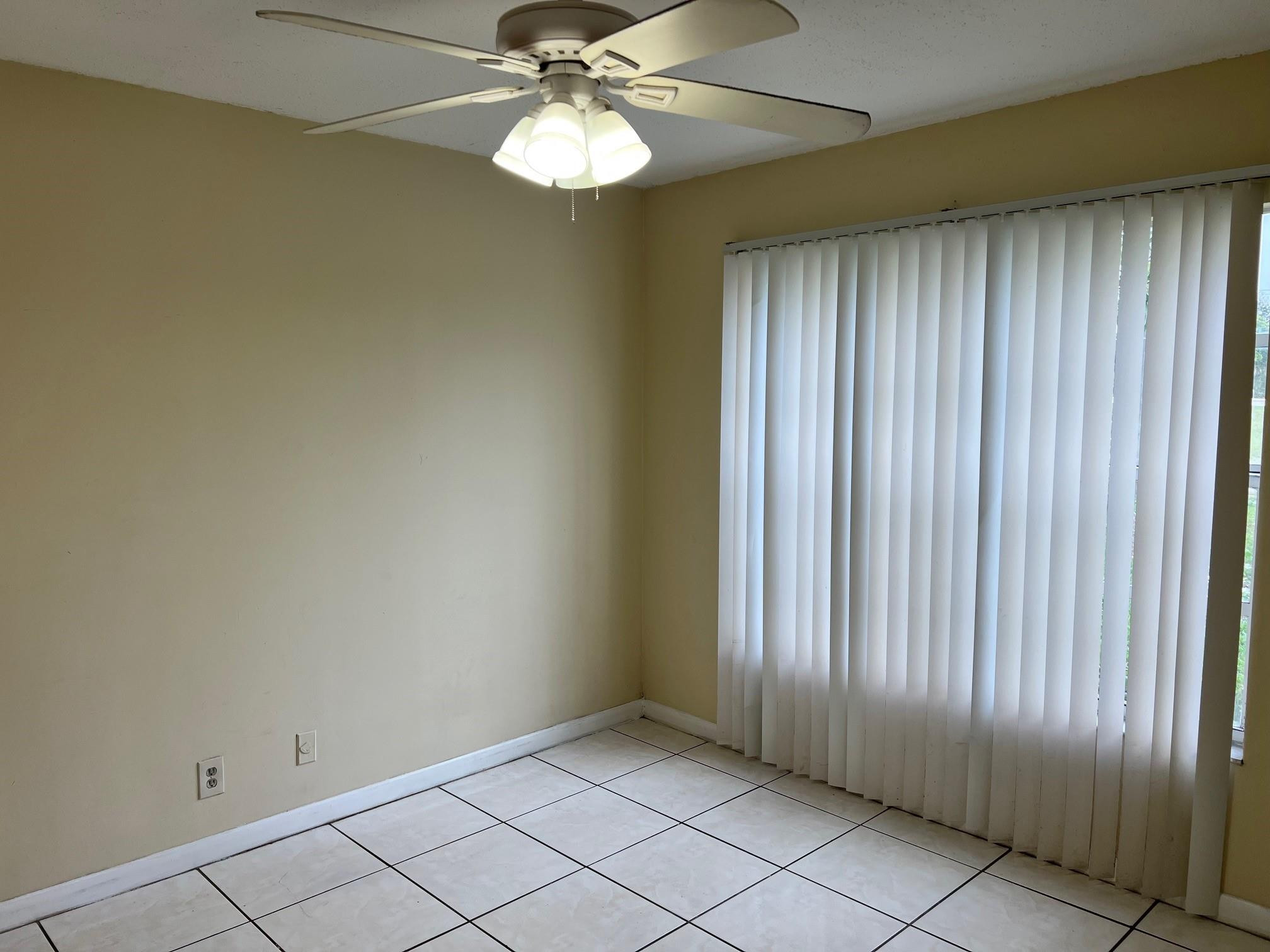 ARLINGTON PARK - Residential Lease