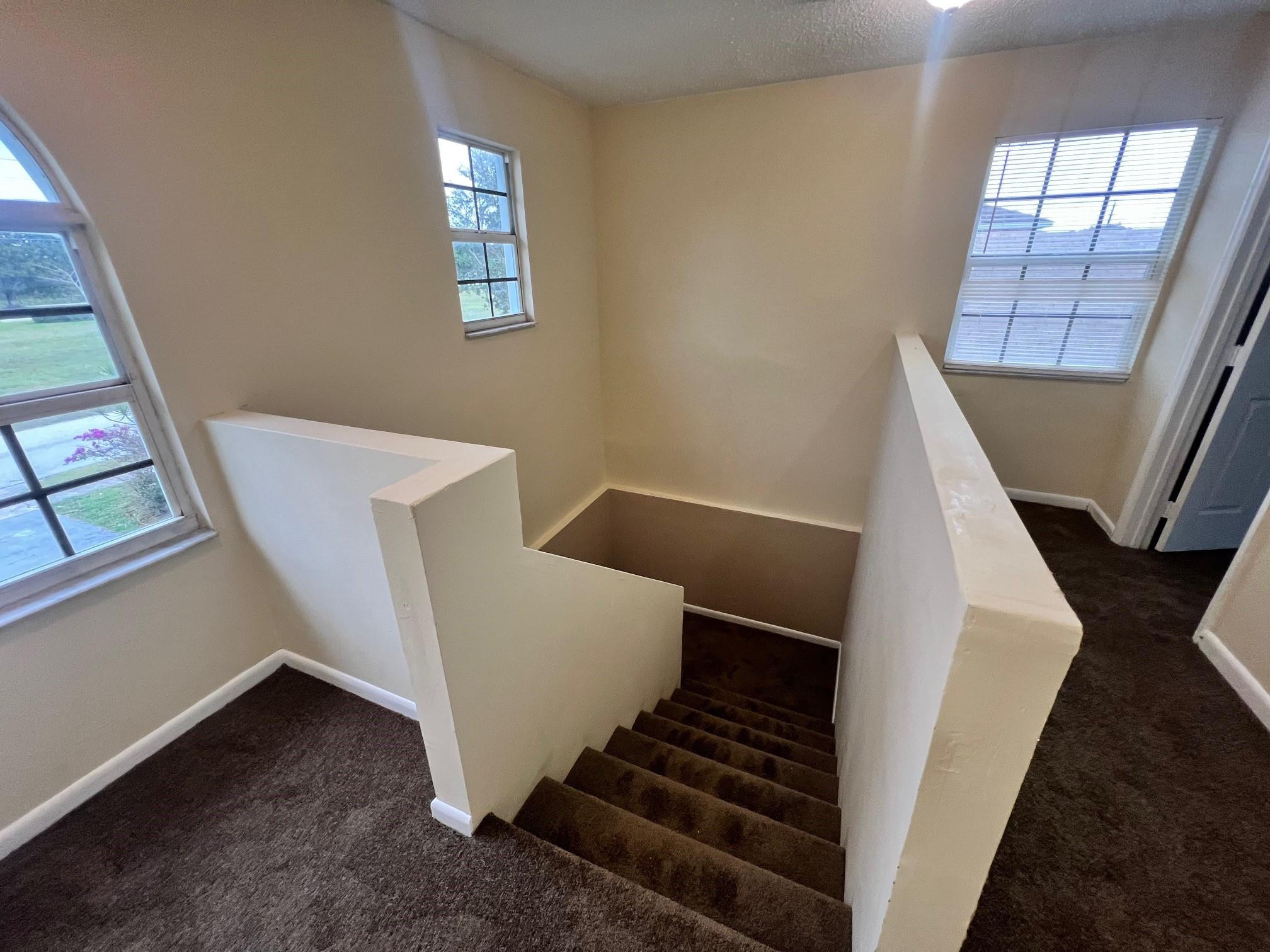 ARLINGTON PARK - Residential Lease