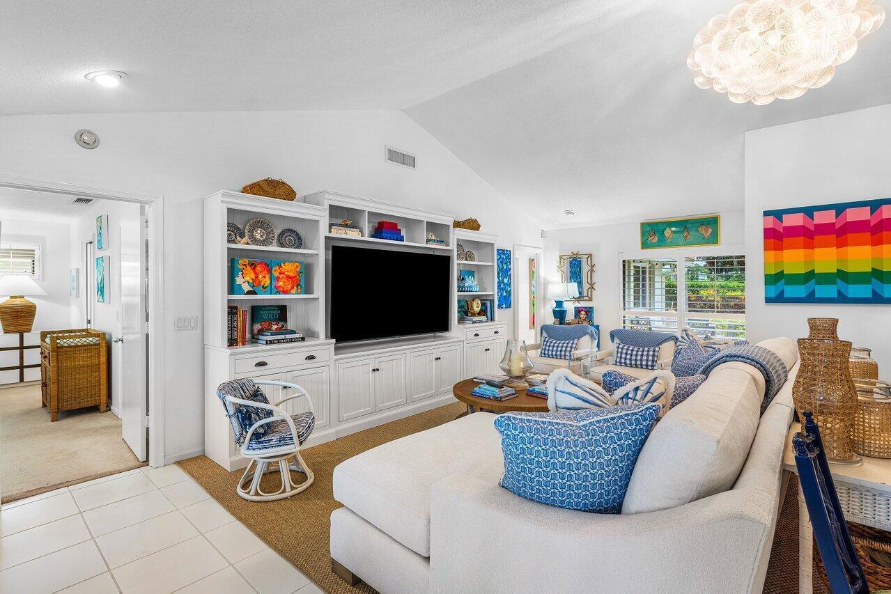 QUAIL RIDGE - Residential