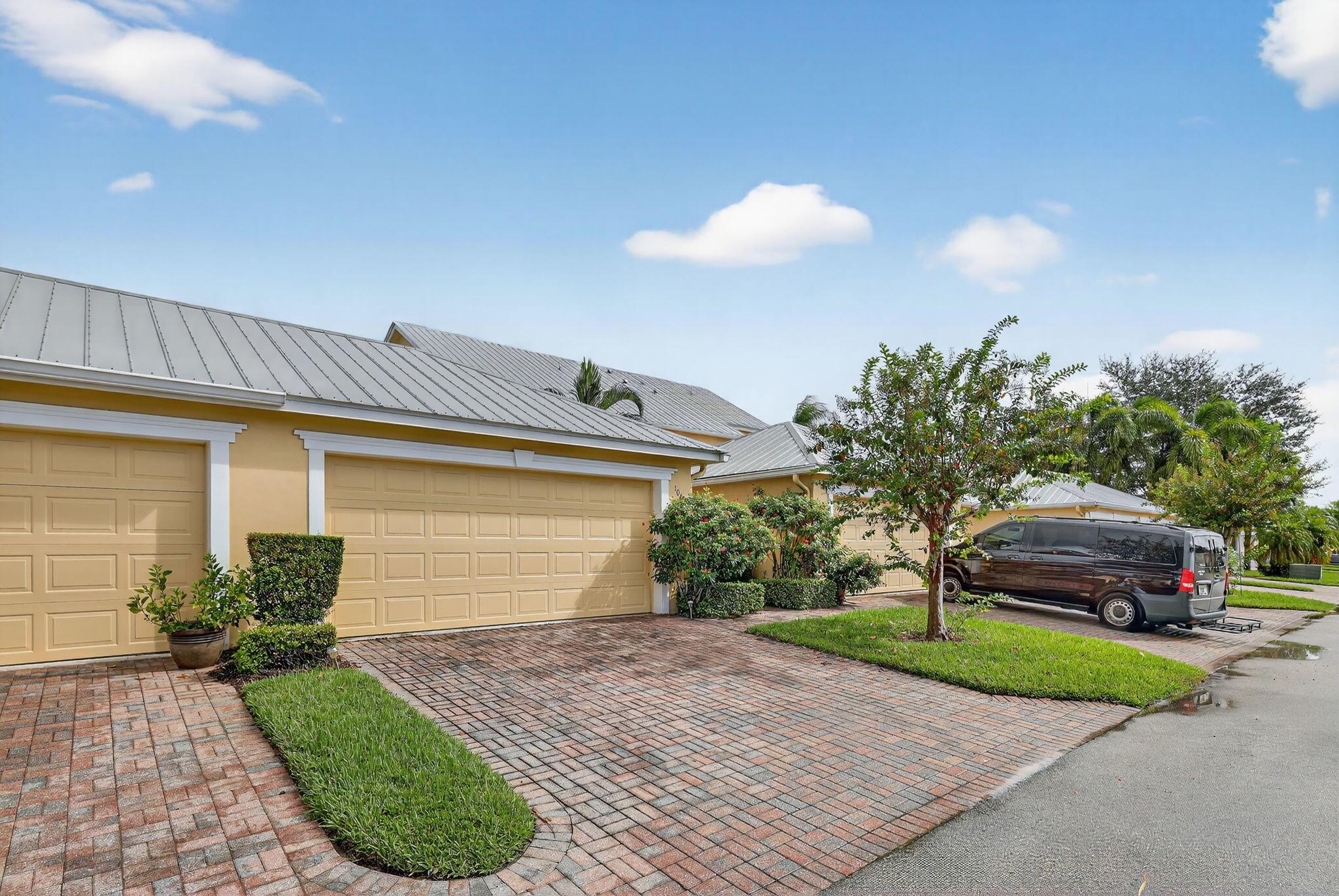 TRADITION PLAT NO 9 - Residential