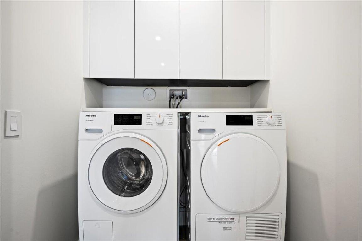 NAUTILUS 220 CONDOMINIUM - Residential Lease