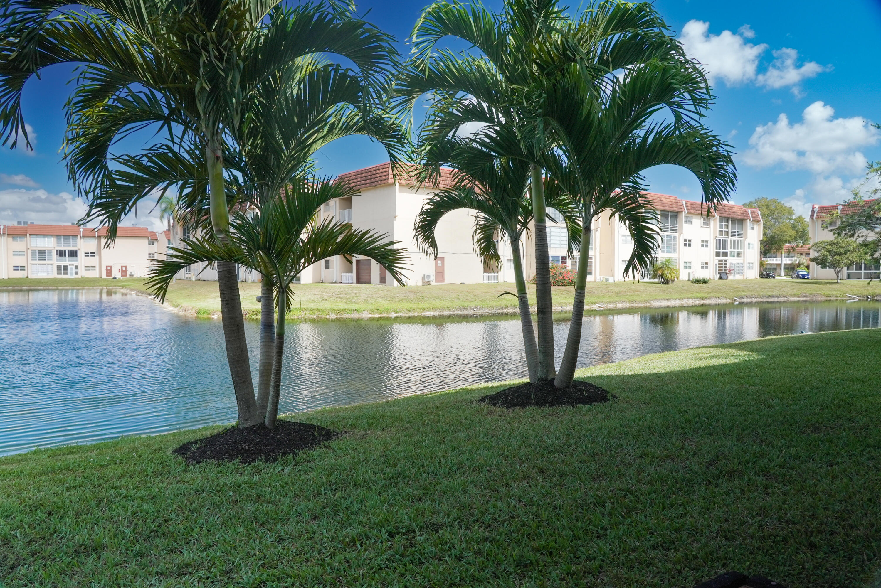 SUNRISE LAKES 82 CONDO - Residential