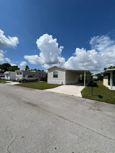 Sunshine Mobile Manor - Residential