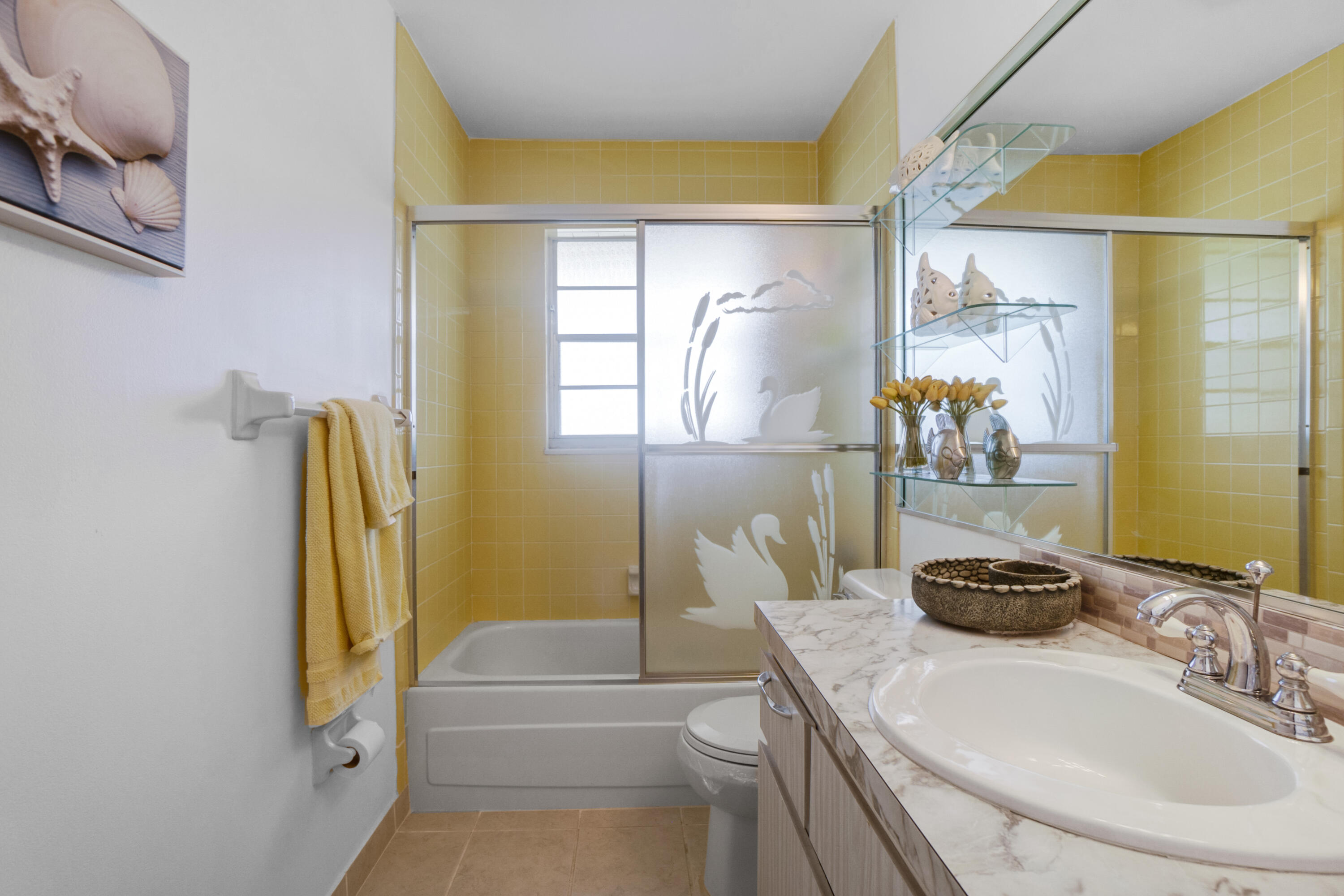 FOUR SEA SUNS CONDO - Residential