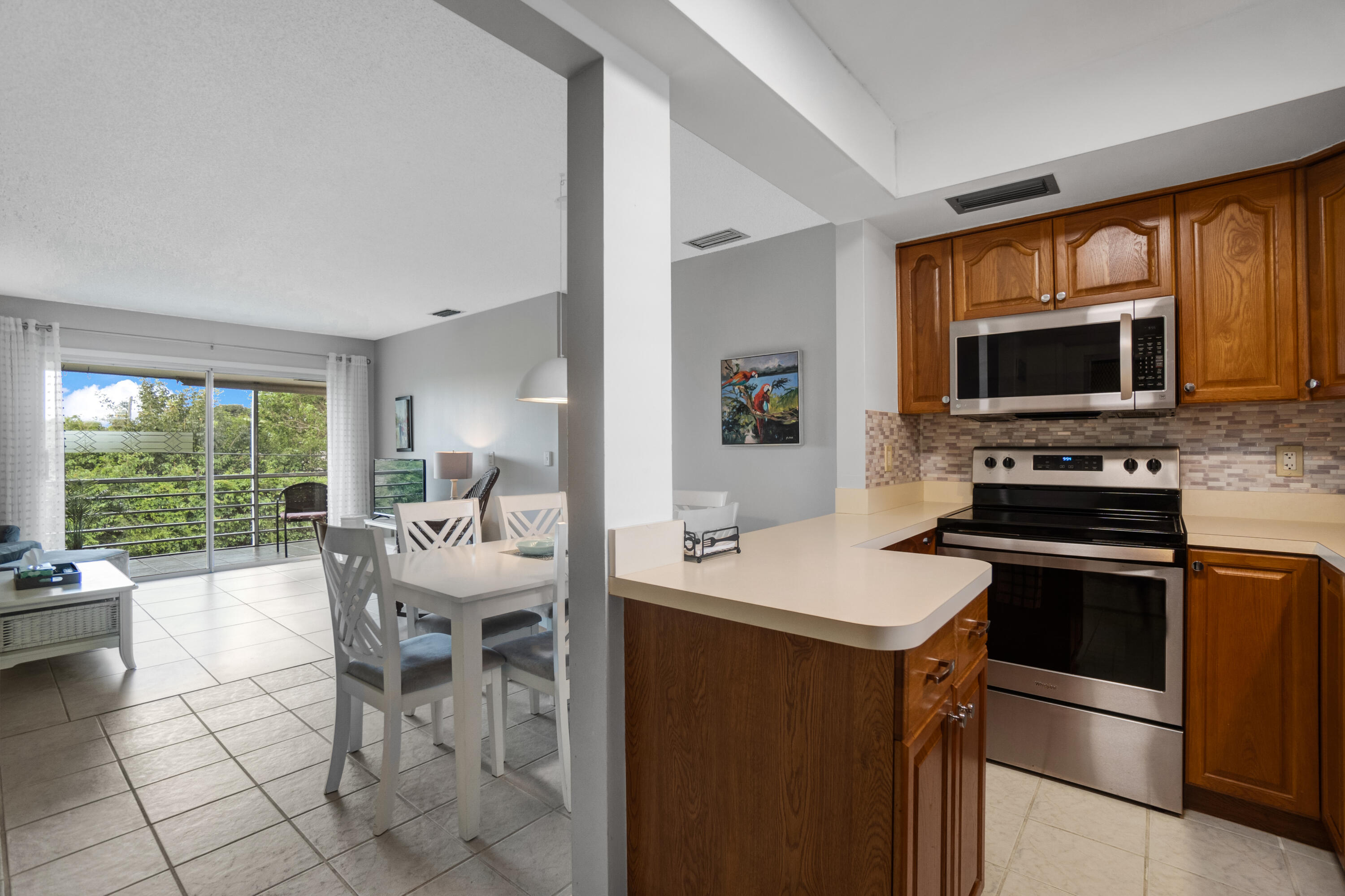 FOUR SEA SUNS CONDO - Residential