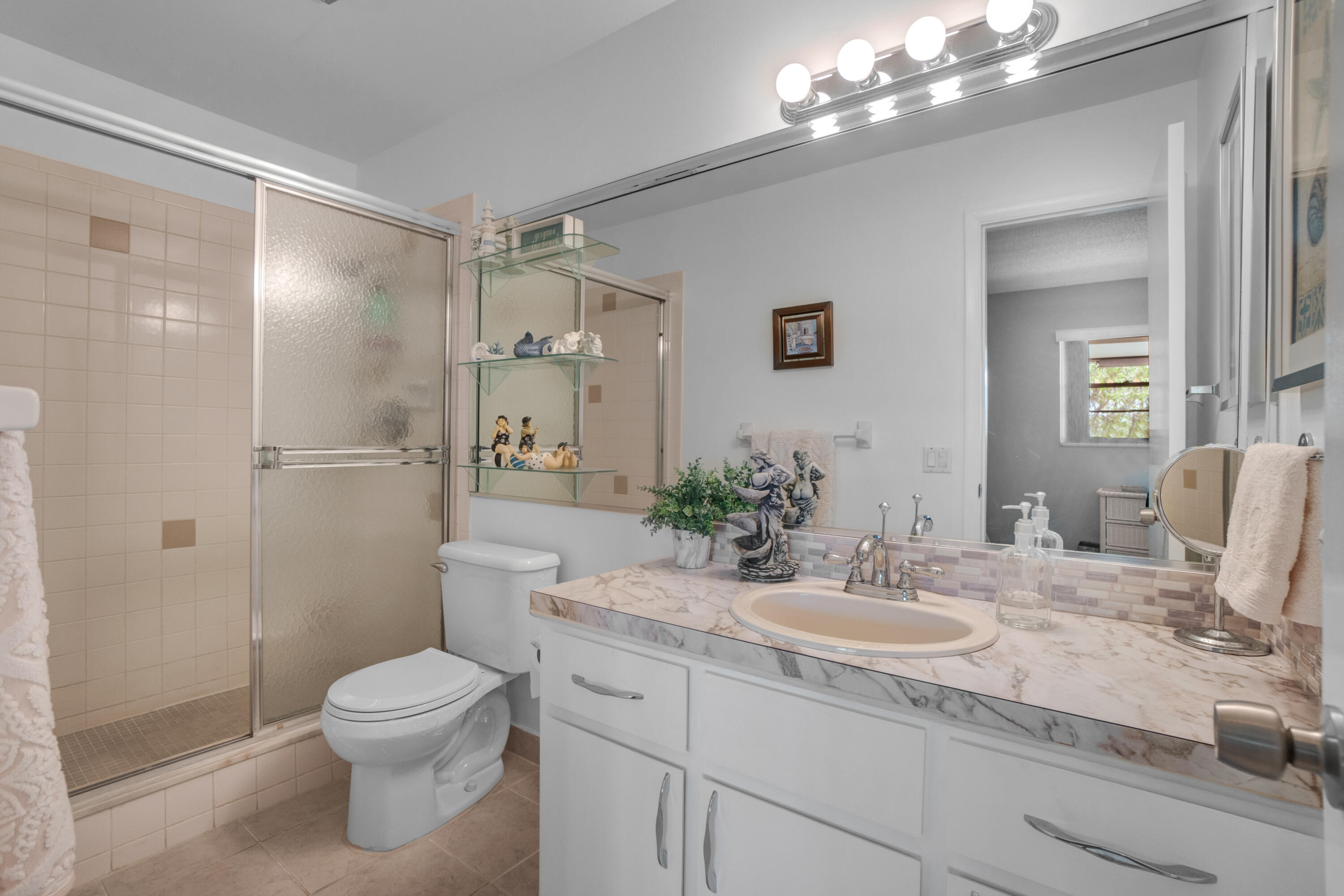 FOUR SEA SUNS CONDO - Residential