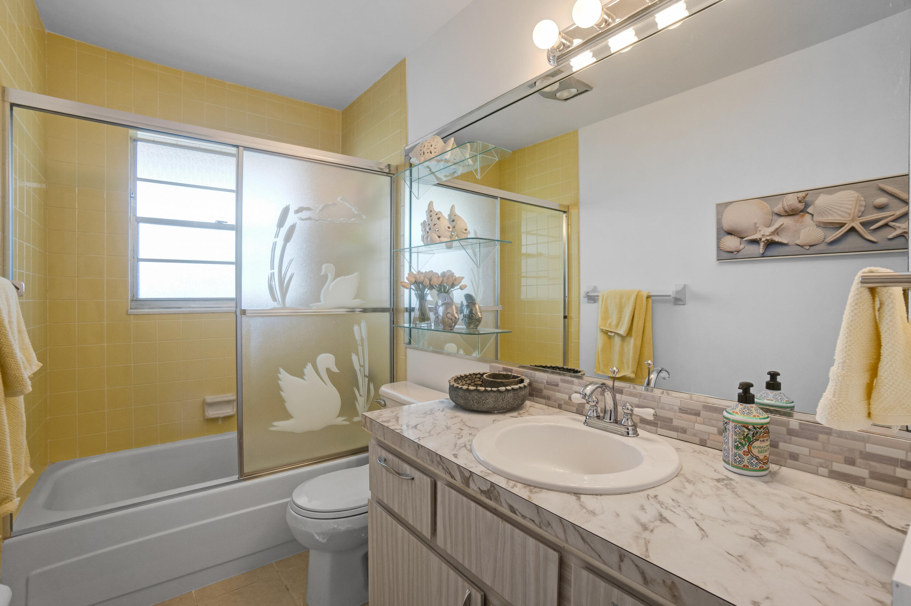 FOUR SEA SUNS CONDO - Residential