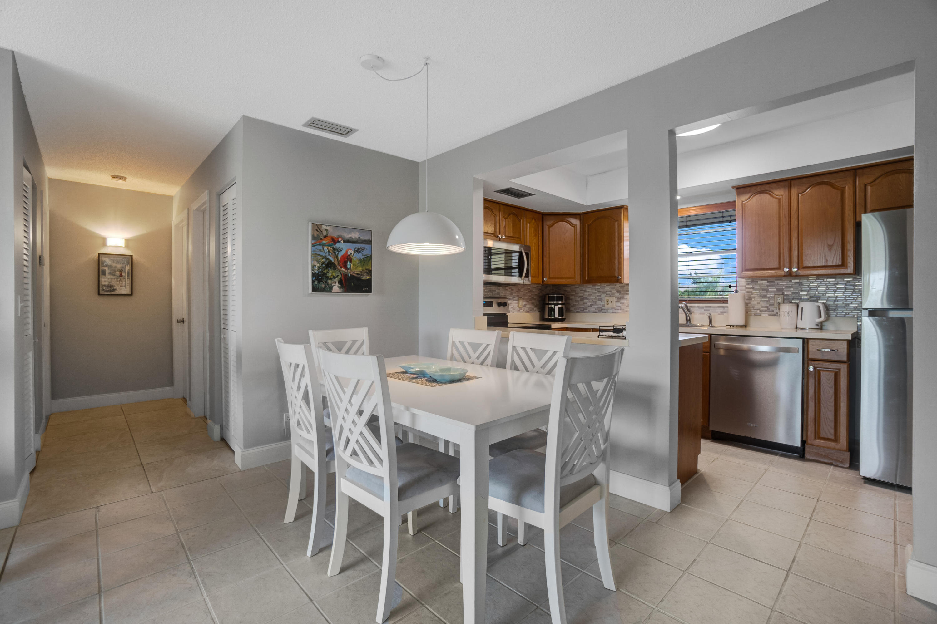 FOUR SEA SUNS CONDO - Residential