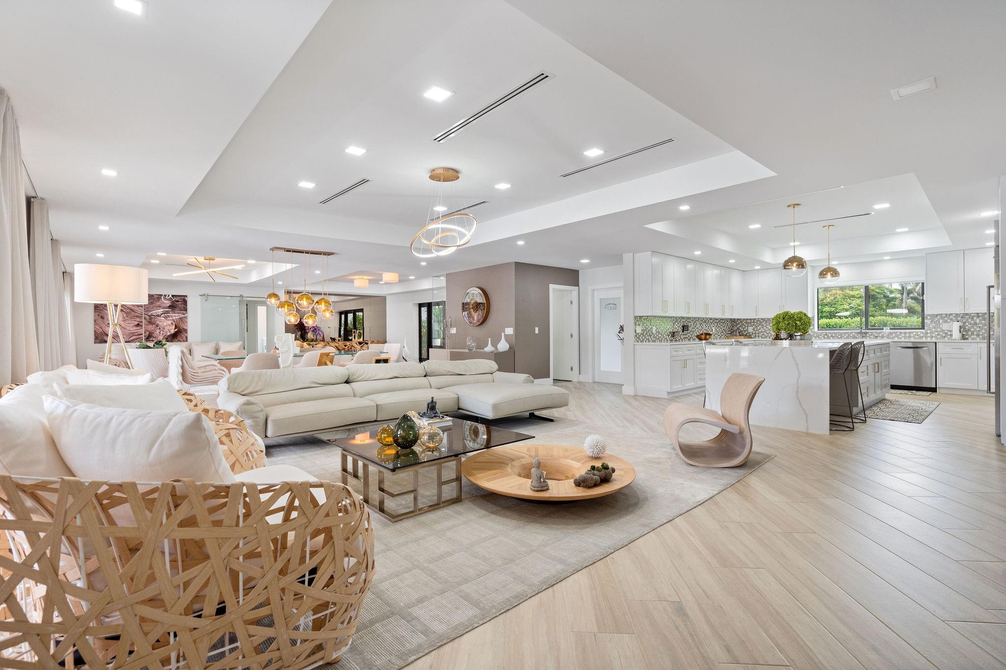 SUNSHINE RANCHES - Residential