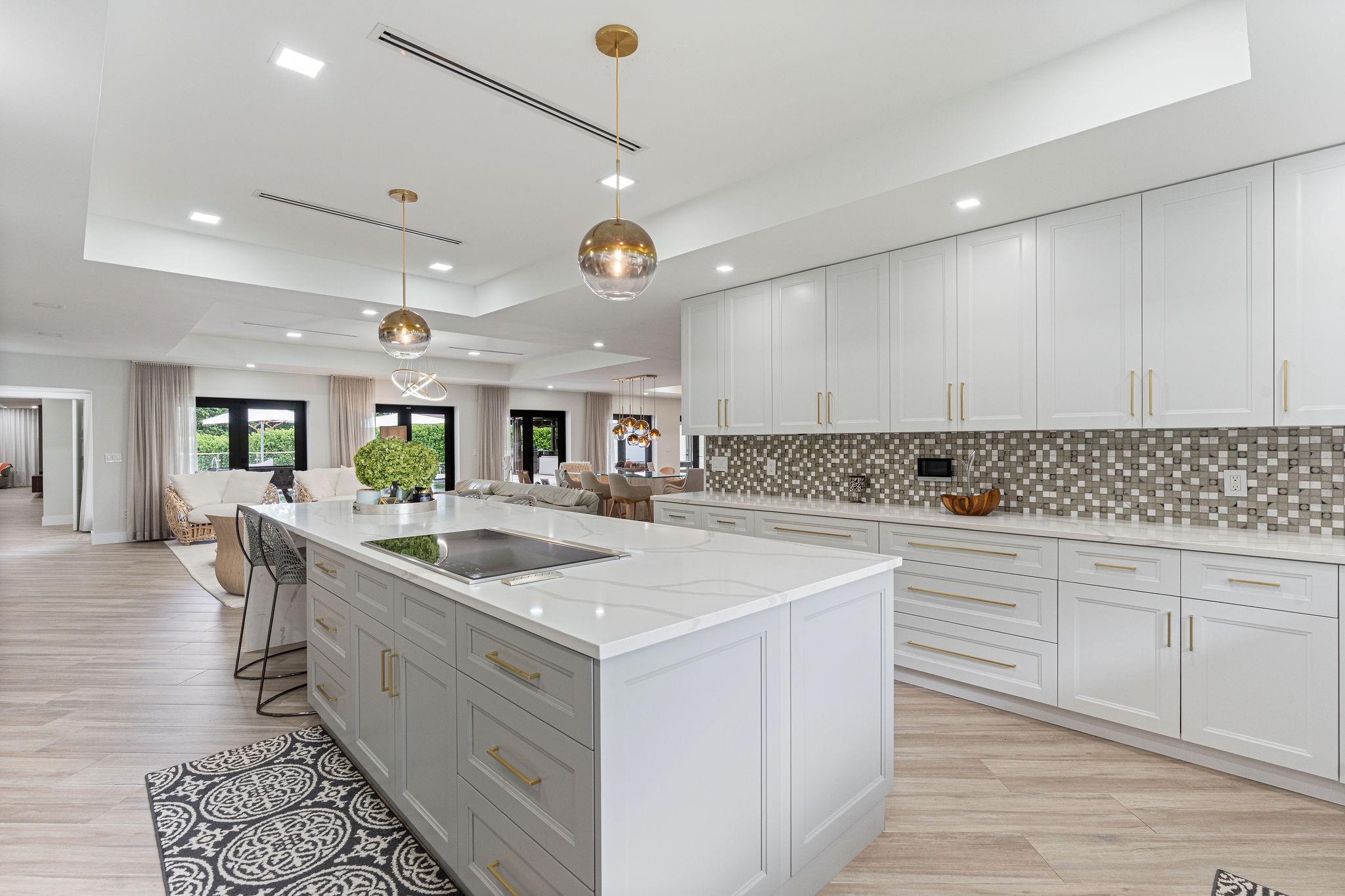 SUNSHINE RANCHES - Residential