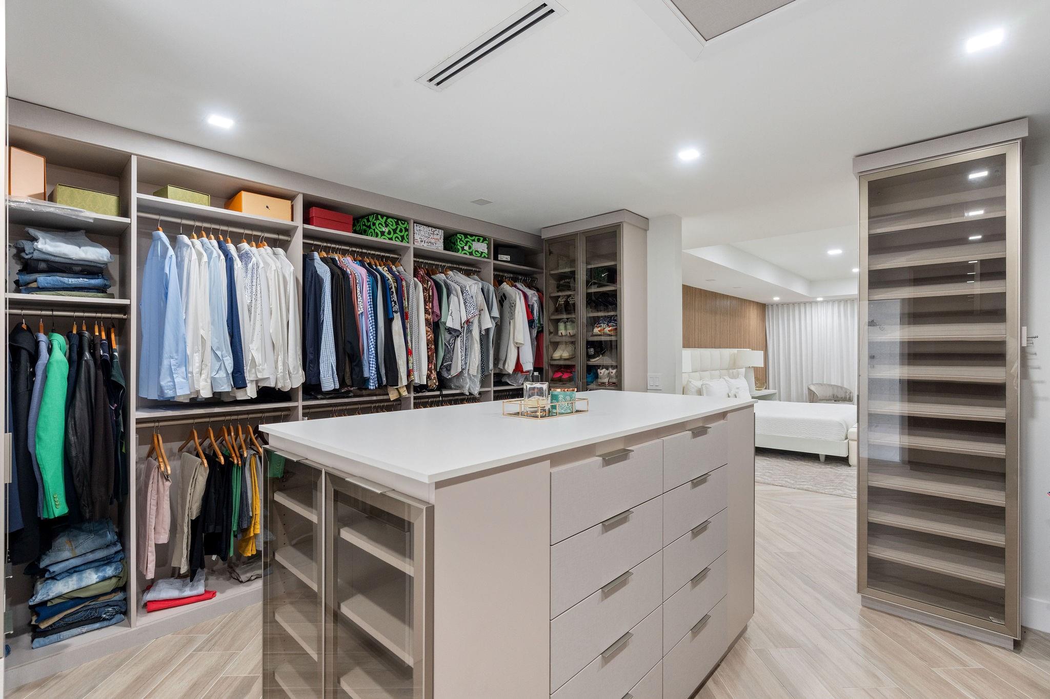 SUNSHINE RANCHES - Residential