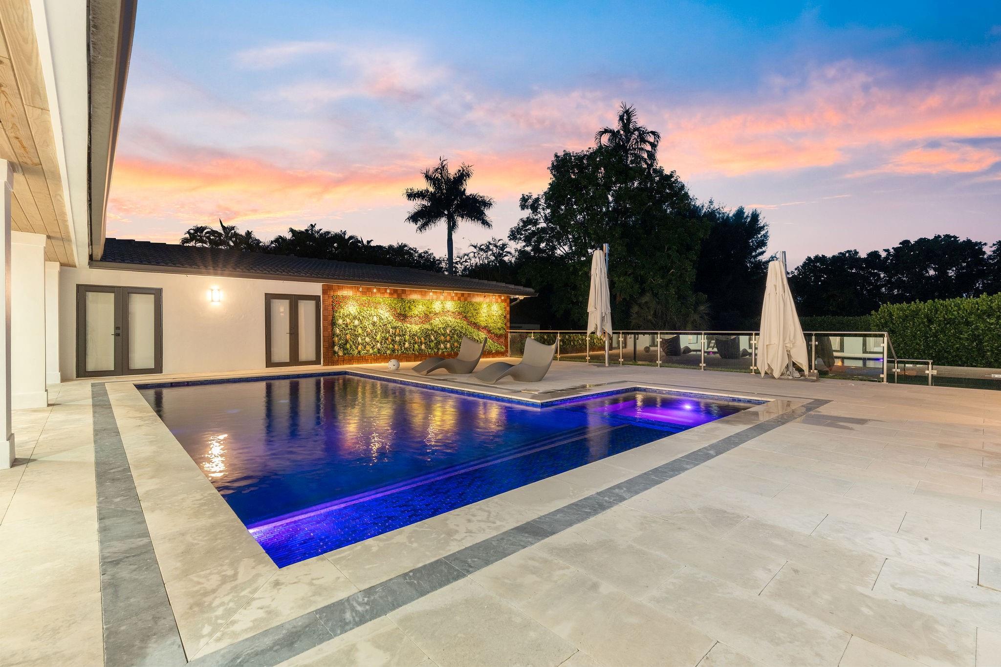 SUNSHINE RANCHES - Residential