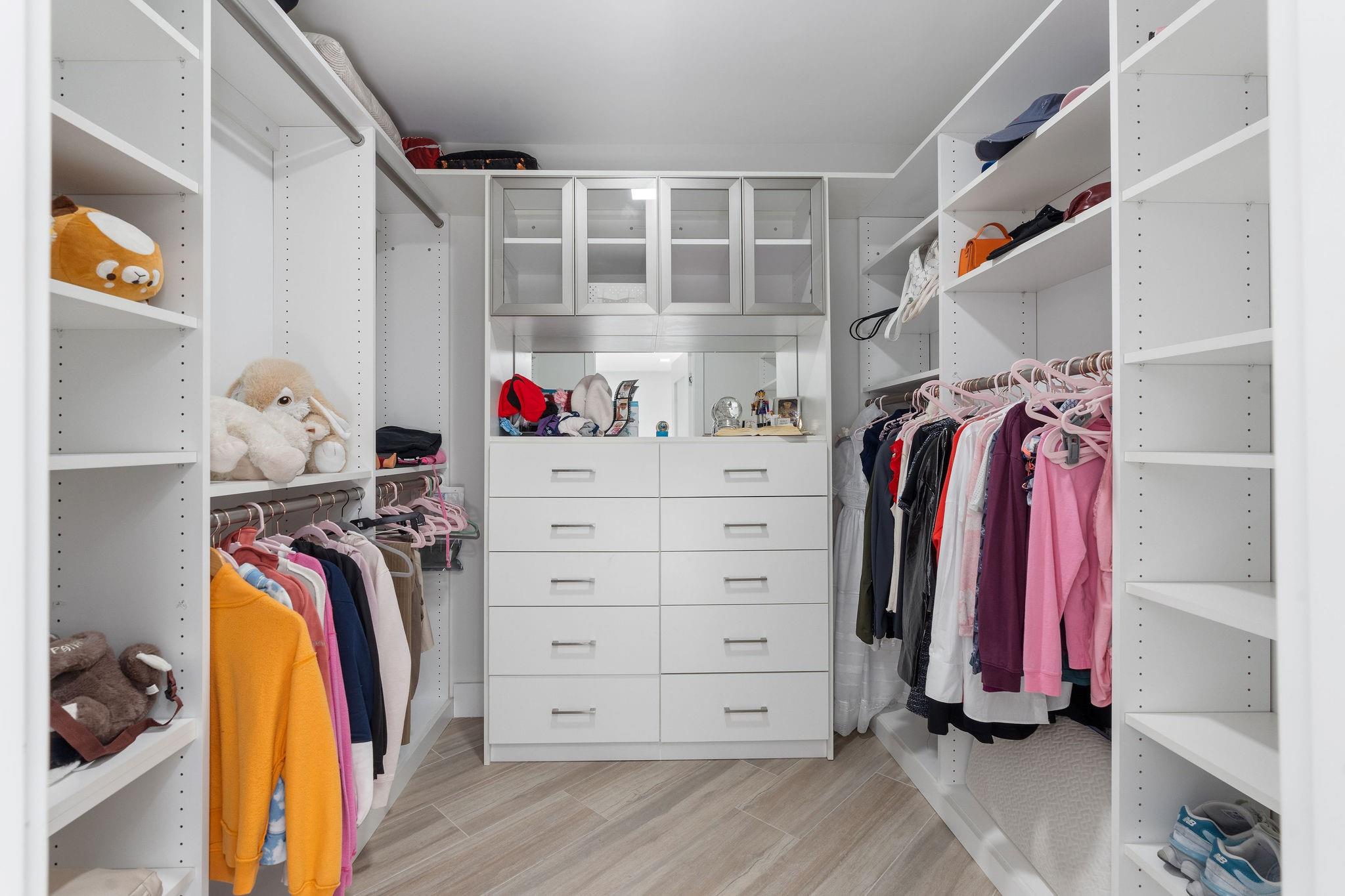 SUNSHINE RANCHES - Residential