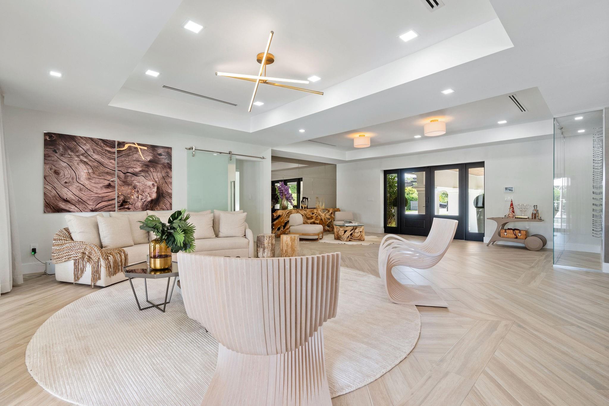 SUNSHINE RANCHES - Residential