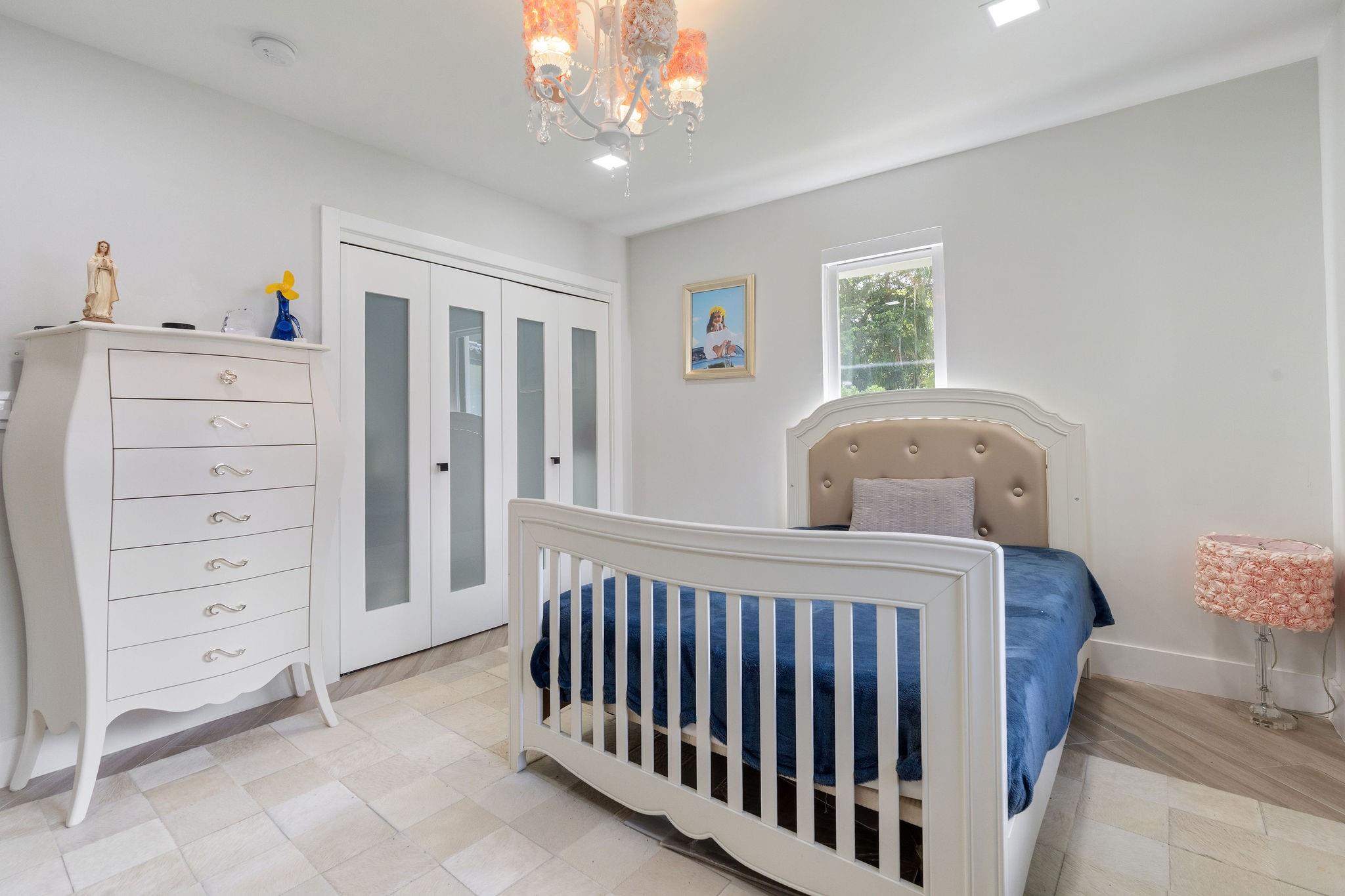 SUNSHINE RANCHES - Residential