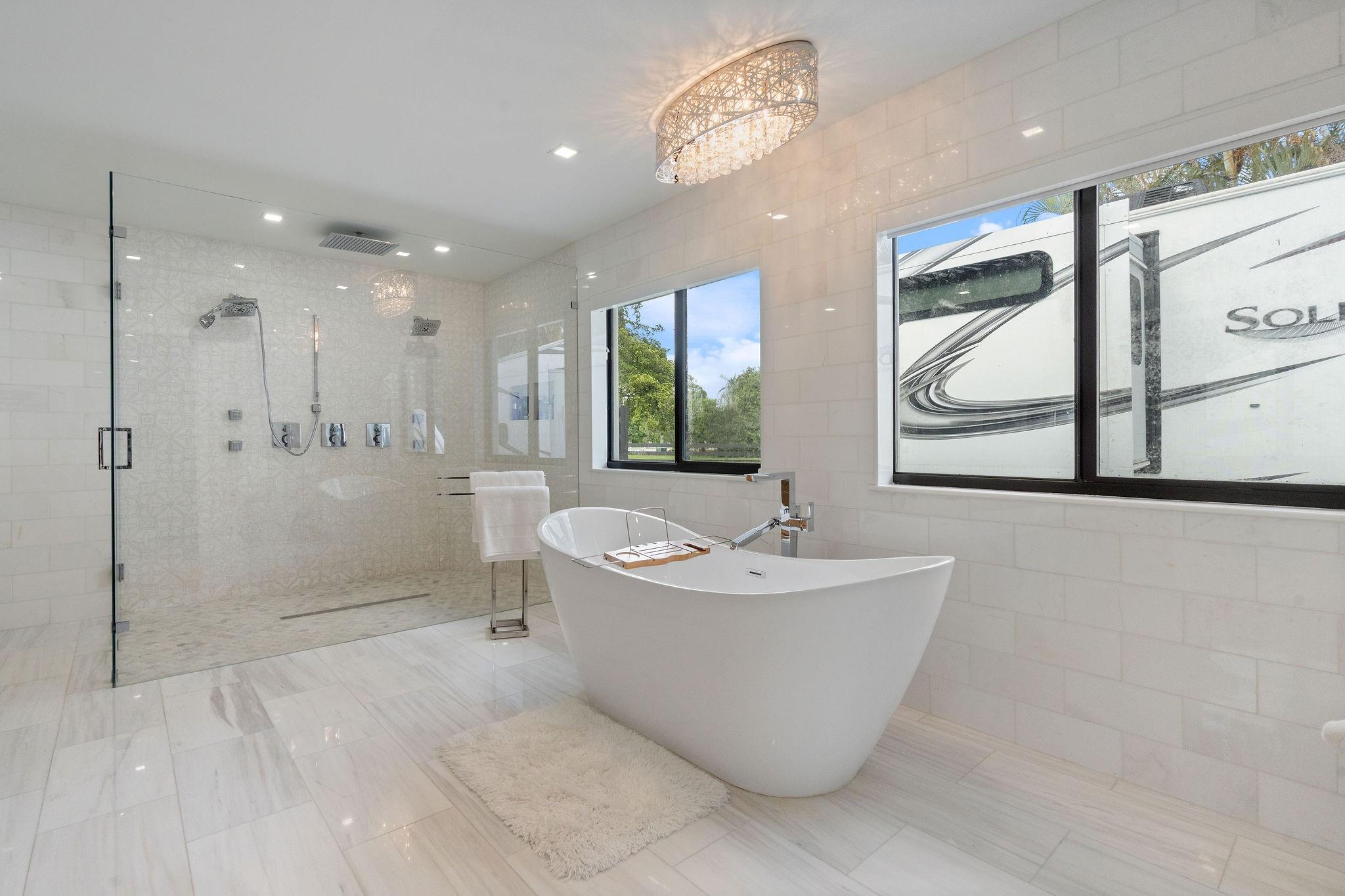 SUNSHINE RANCHES - Residential