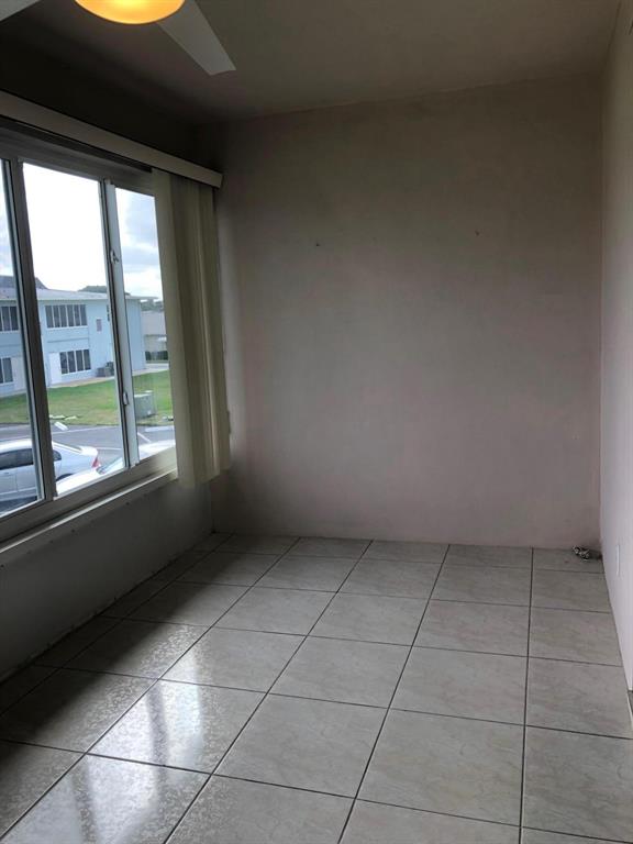 HIGH POINT WEST CONDO - Residential