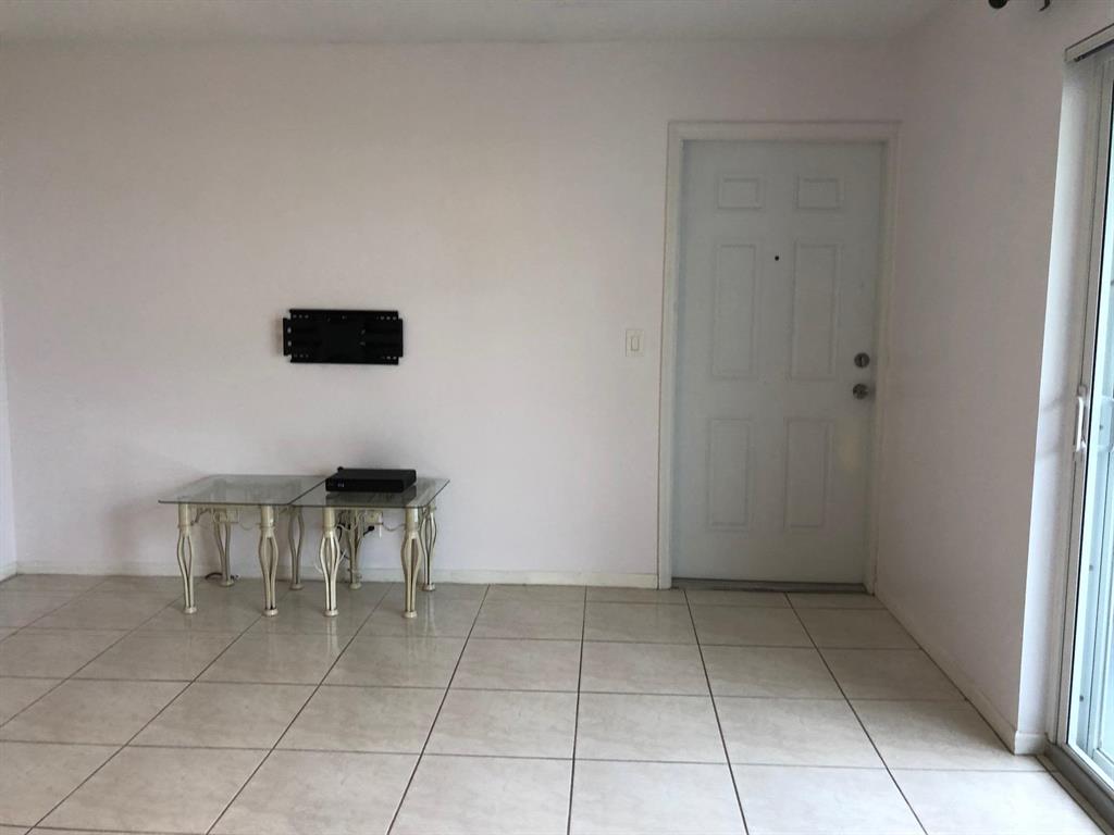 HIGH POINT WEST CONDO - Residential