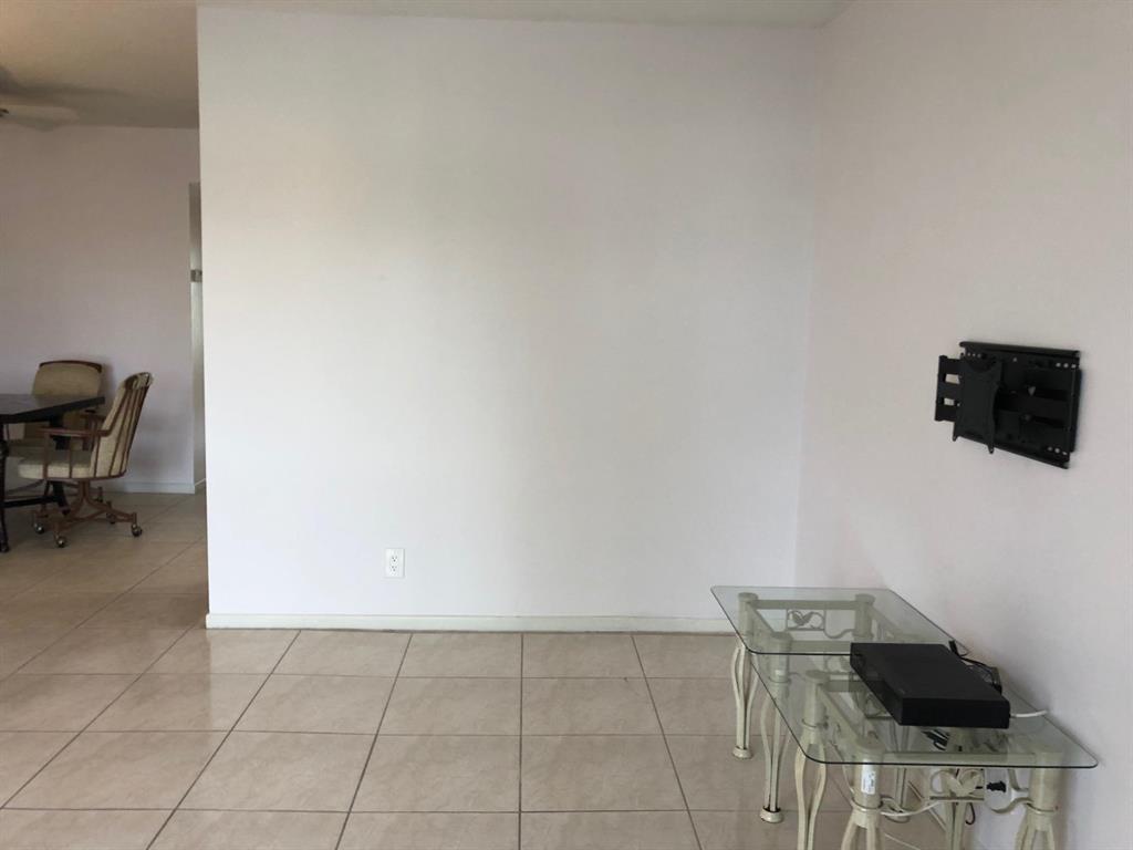 HIGH POINT WEST CONDO - Residential