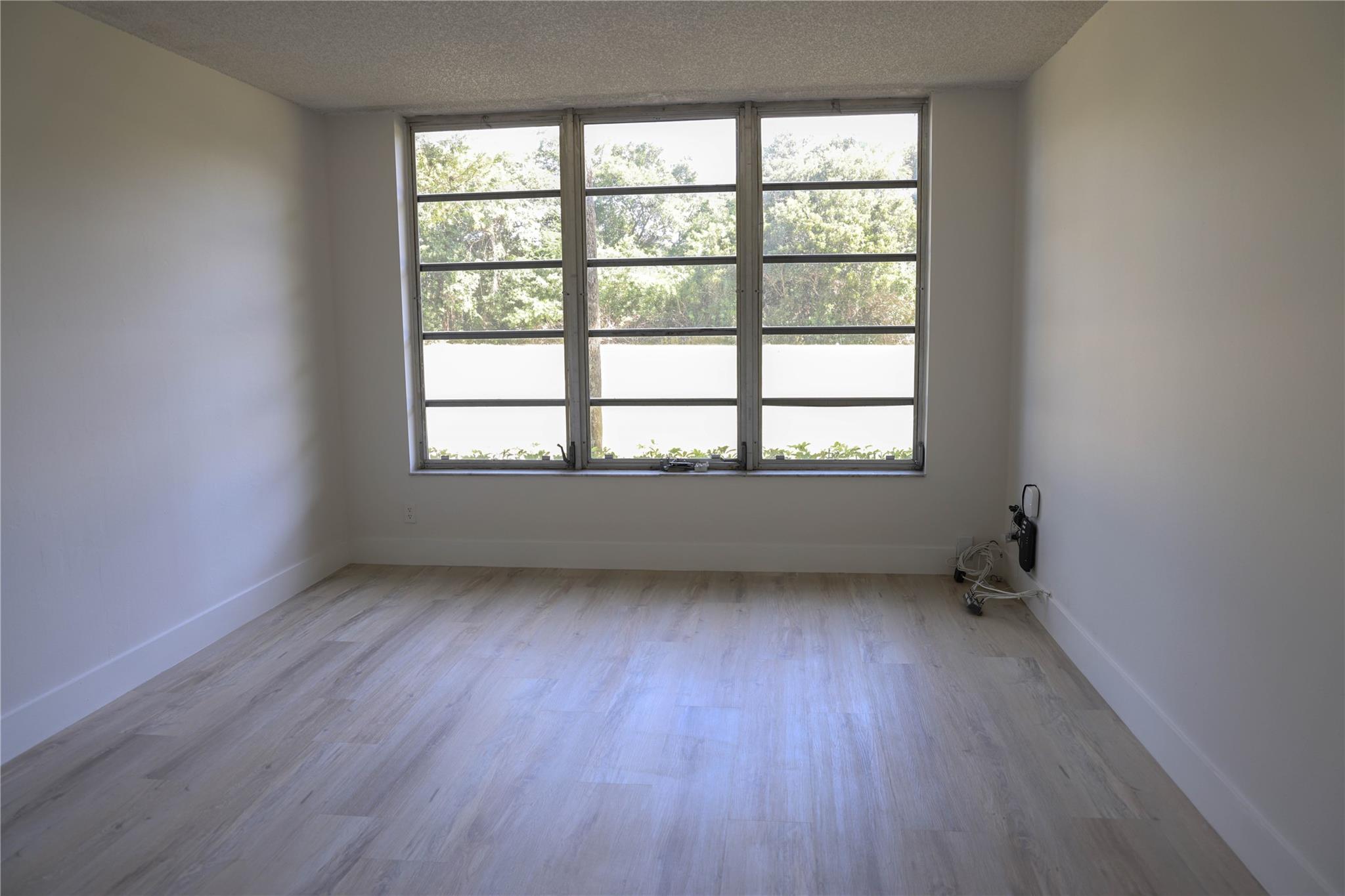 PALM-AIRE COUNTRY CLUB - Residential