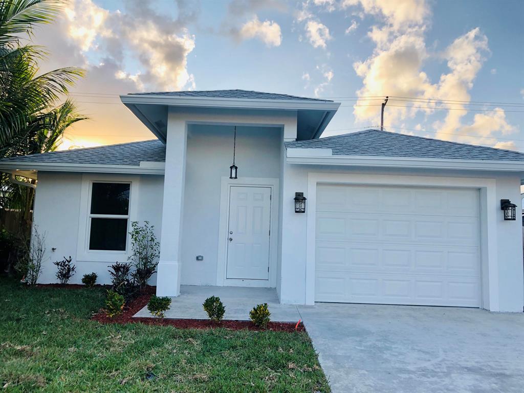 NORTH LAKE WORTH - Residential