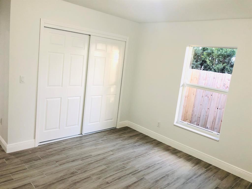 NORTH LAKE WORTH - Residential