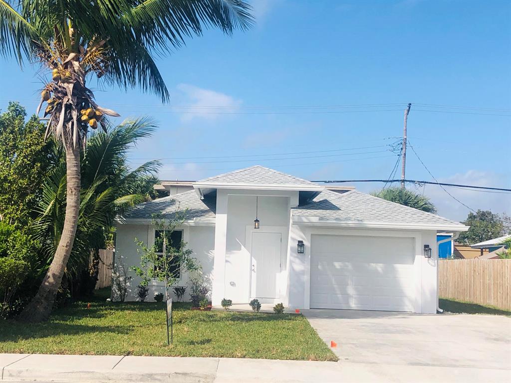 NORTH LAKE WORTH - Residential