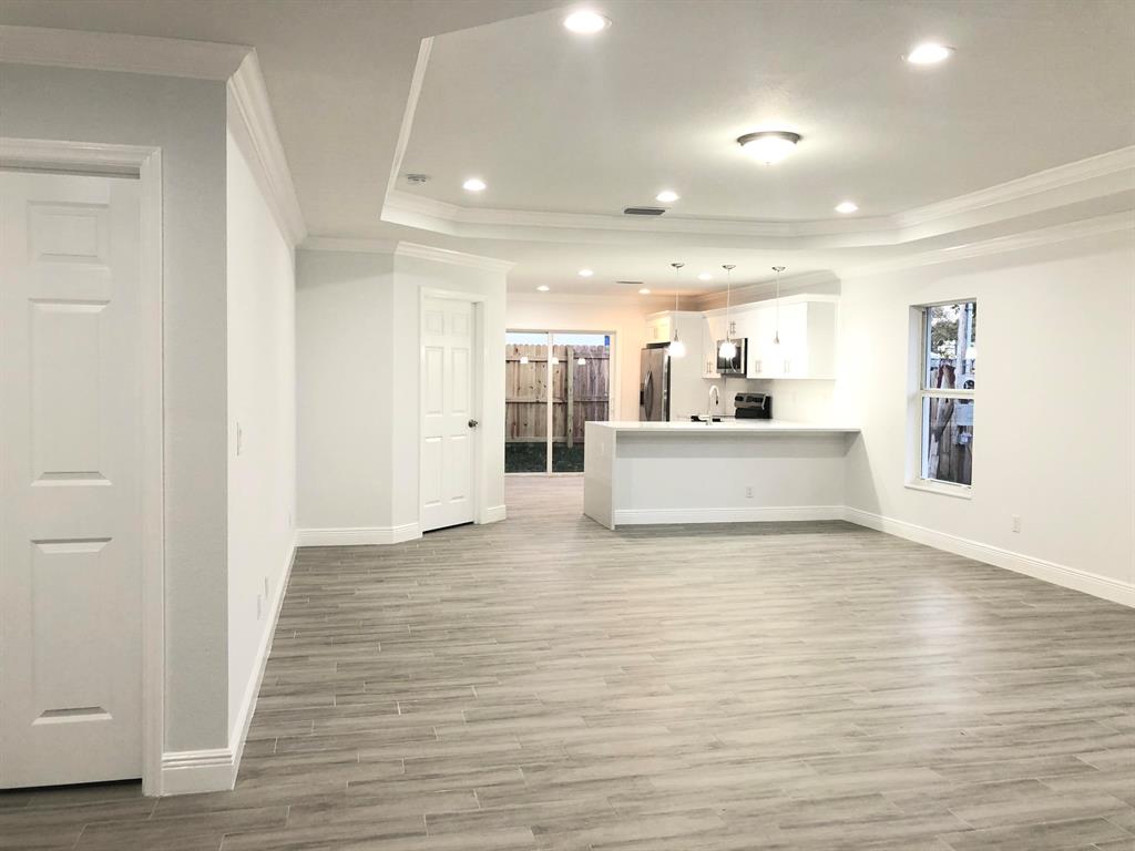 NORTH LAKE WORTH - Residential