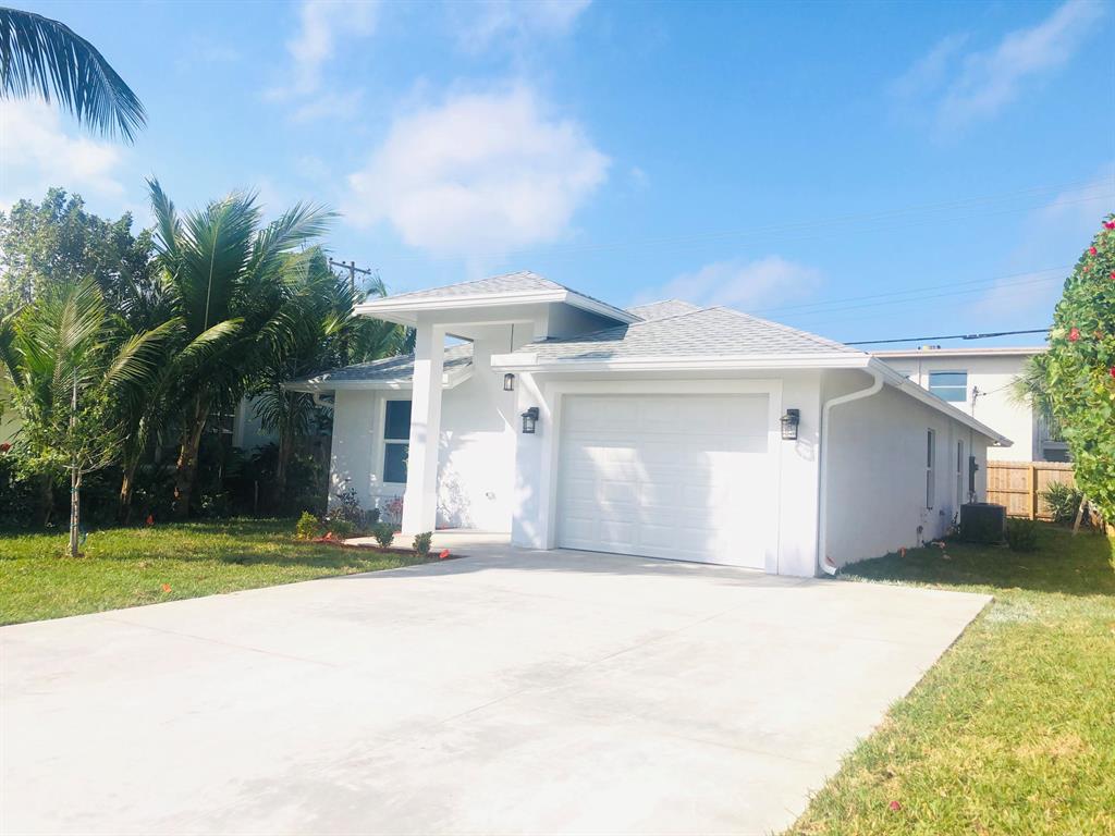 NORTH LAKE WORTH - Residential