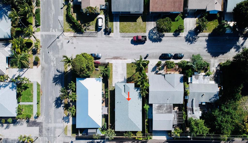 NORTH LAKE WORTH - Residential