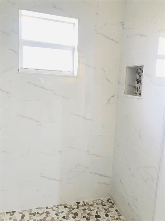 NORTH LAKE WORTH - Residential